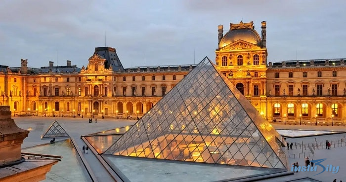 Louvre