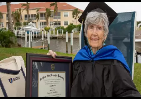 89-year-old woman completes her masters degree, says she is 'honoured'