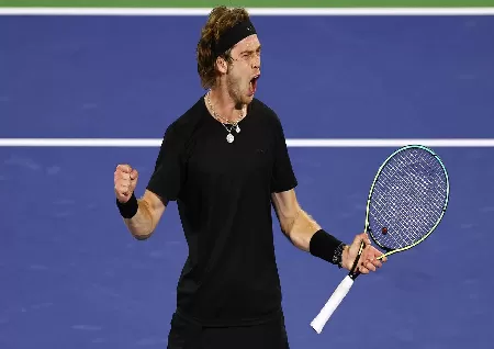 Andrey Rublev wins opening match of Dubai title defense