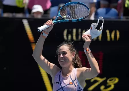 Aussie underdog Kim Birrell stuns Kaia Kanepi at AO