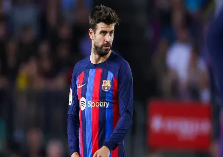 Barcelona's Gerard Pique announces his sudden retirement