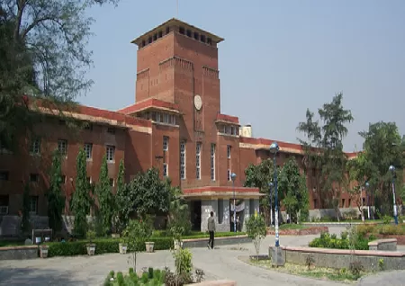 Delhi University: Teachers and students complaints