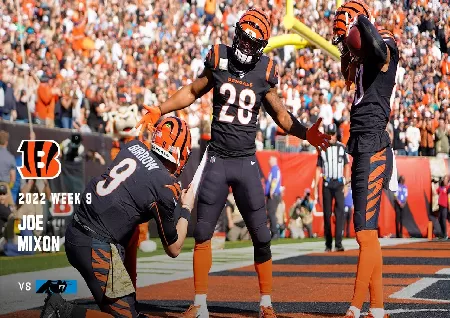 Joe Mixon stuns the Panthers with a Bengals' record five TDs in a victory