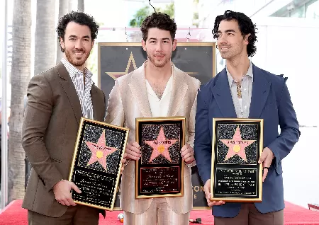 Jonas Brothers Release New Album 'The Album' and Announce US Tour