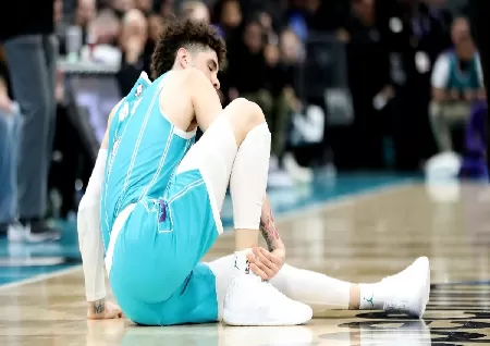 LaMelo Ball injury update: Hornets star breaks right ankle in win over Pistons