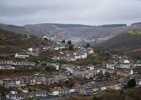 South Wales earthquake: 'Whole houses shake'  as 3. 8 magnitude tremor hits region