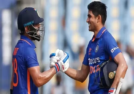 Virat Kohli reacts to Shubman Gill's century in IND vs NZ 3rd T20I with golden five-word message