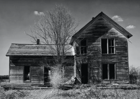 Willowbrook abandoned house A Short Horror Story