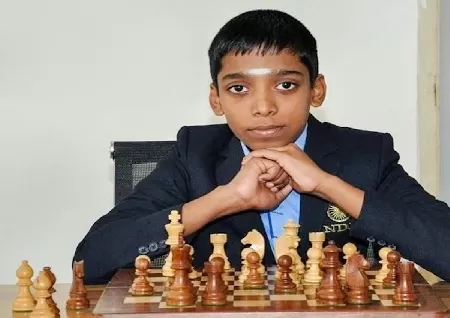 Young Praggnanandha Shocks Carlsen, Secures Round One Draw