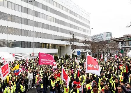 Image of German Airports Strike, Grounds Nearly 2300 Flights, Terminals Empty