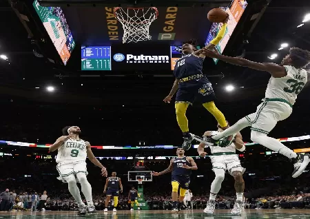 Image of Ja Morants Incredible Dunk Is Going Viral