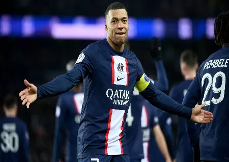 Image of Kylian Mbappe Beats PSG All-time Scoring Record As French Champions Extend Lead