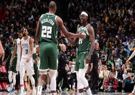 Image of Milwaukee Bucks Win 15th Straight Game With 118- 104 Victory Over Brooklyn Nets