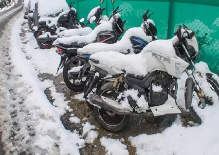 Image of Snowfall Rain In Hill States Of North India Lead To Closure Of Roads