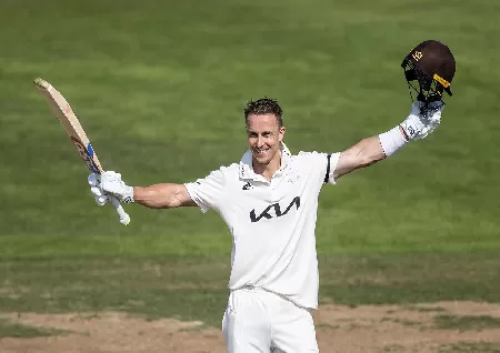 Image of TOM CURRAN STEPS BACK FROM RED BALL CRICKET