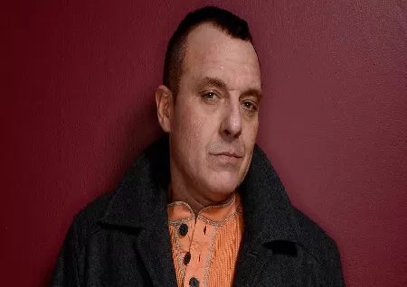 Images of Tom Sizemore